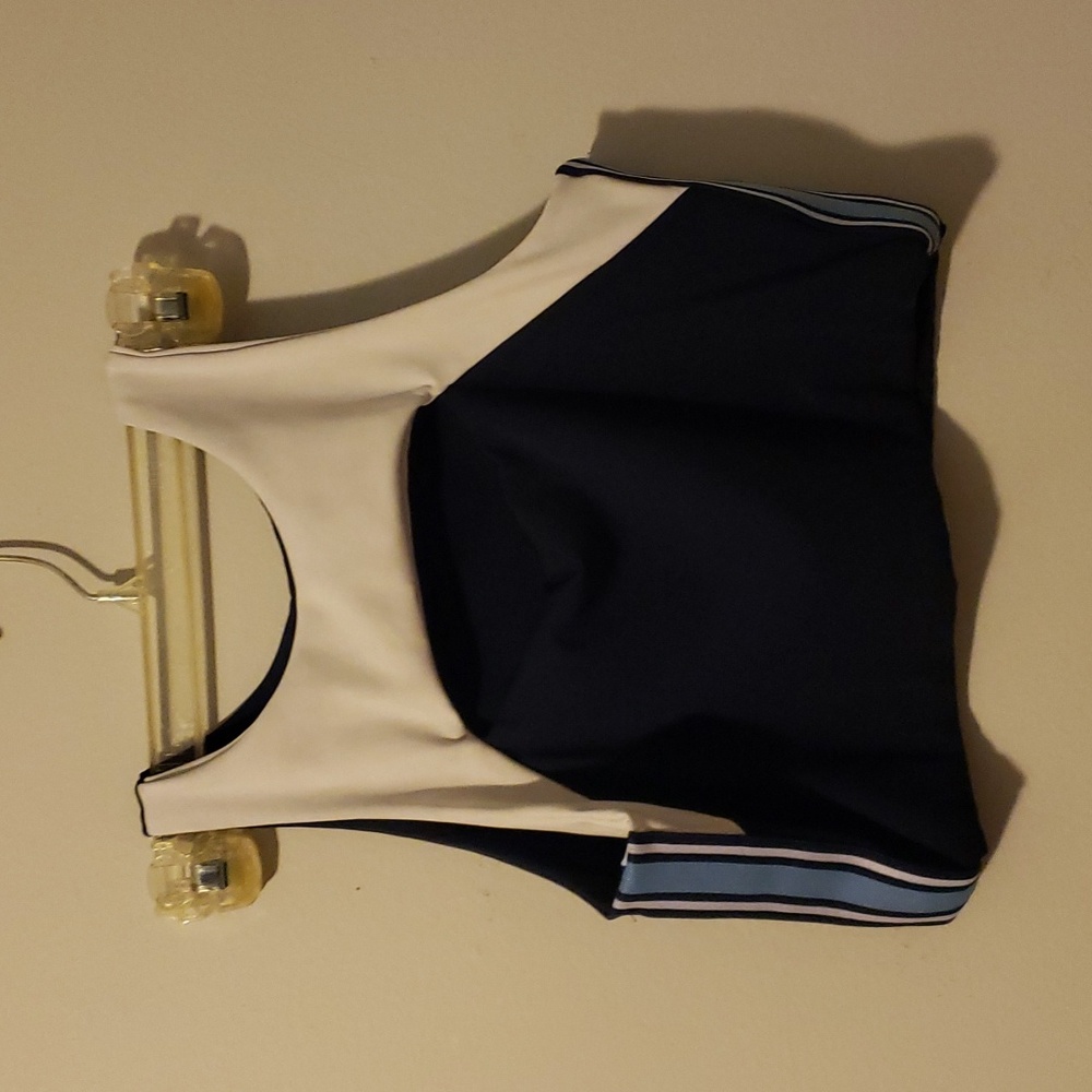 Guess cut out bra top navy white size large
